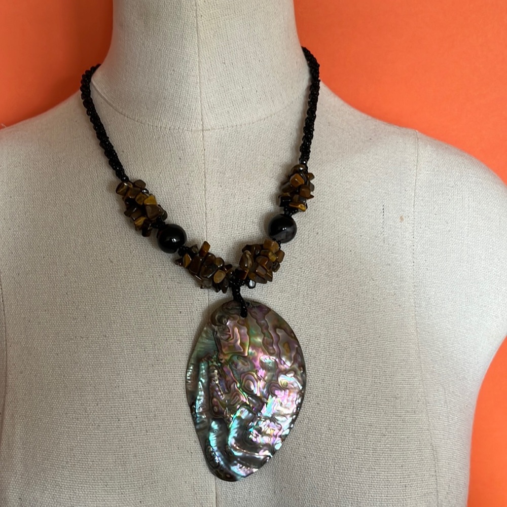 Sea shell necklace